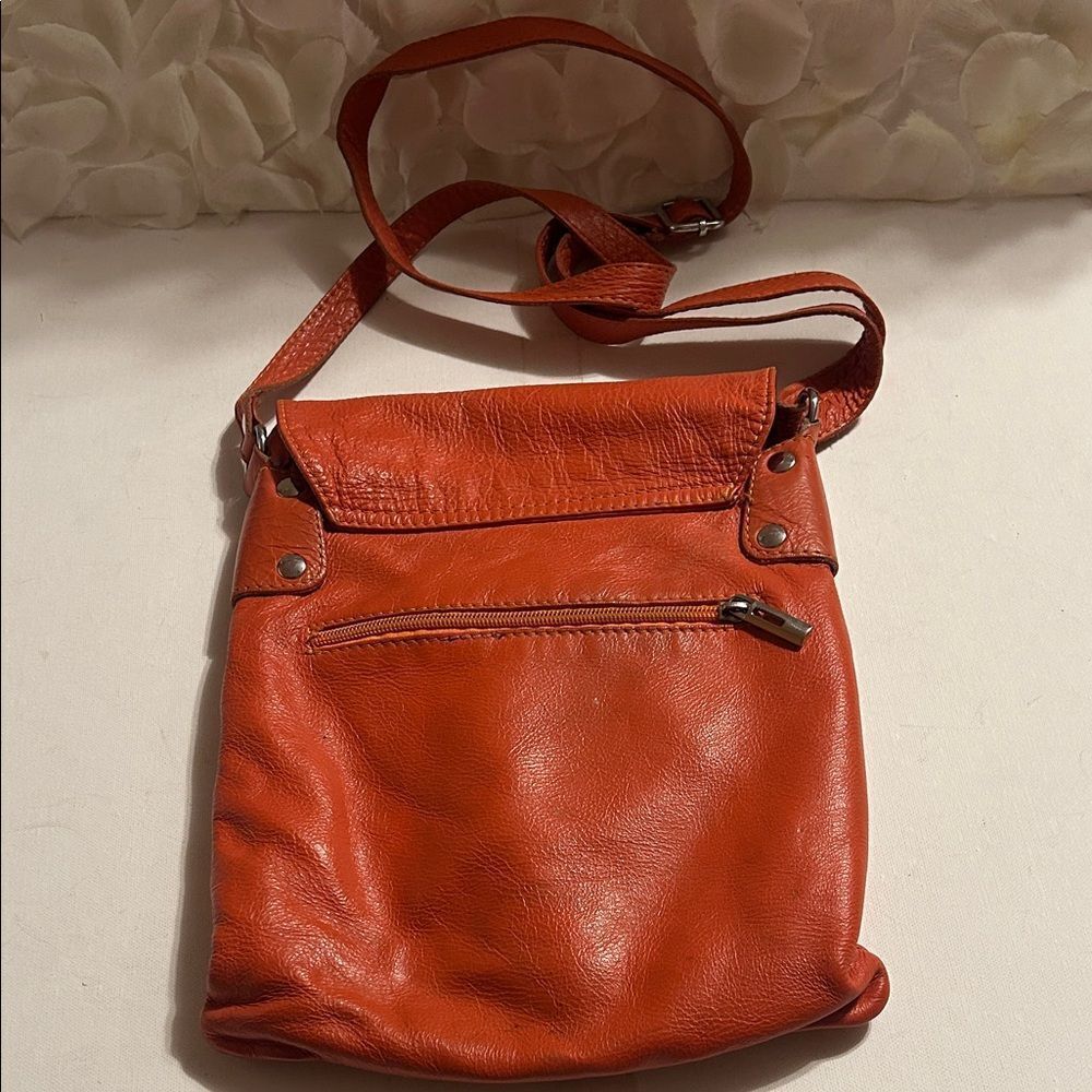 Vera Pelle Orange Leather Crossbody Bag